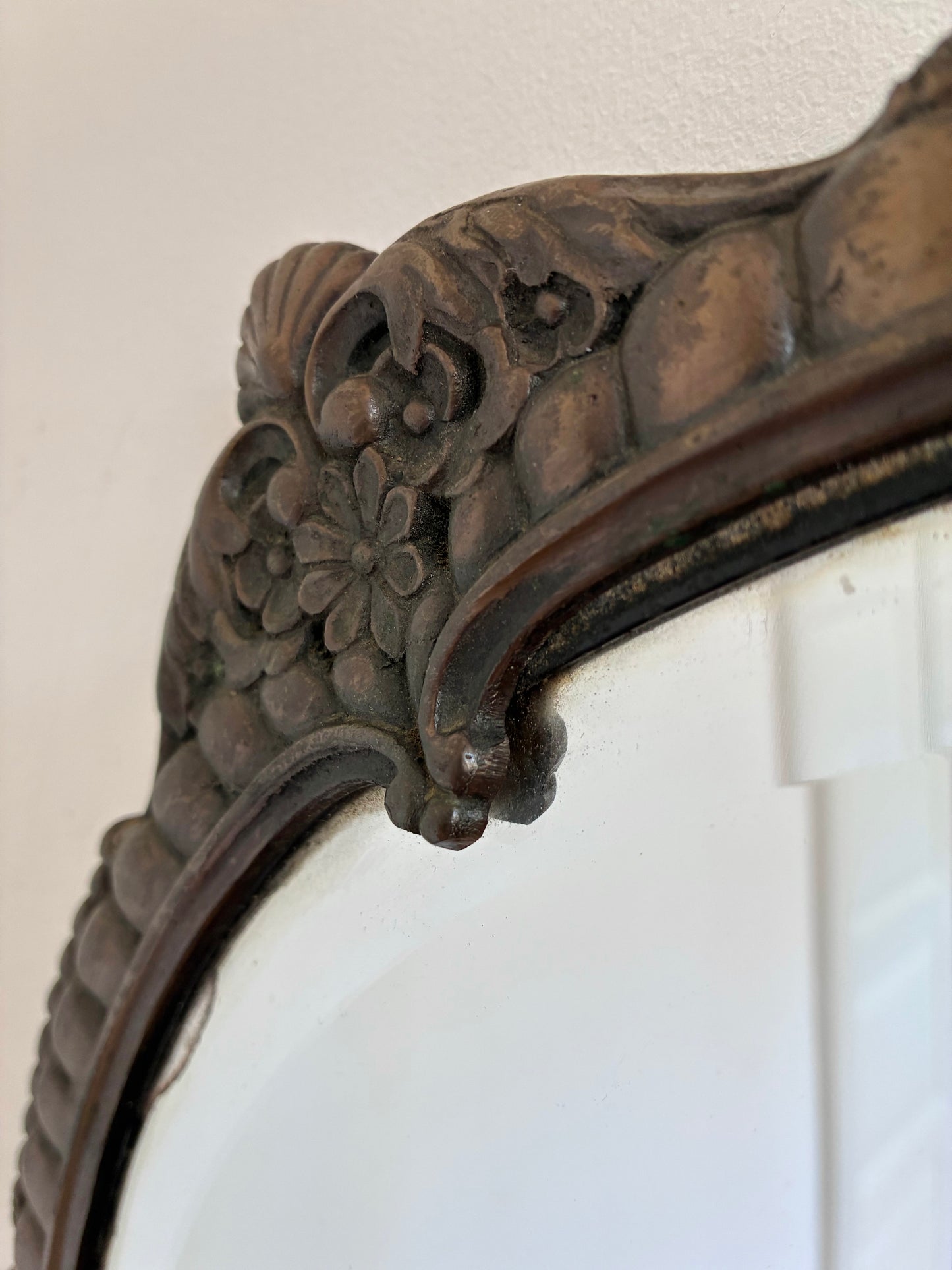 Vintage Italian Baroque Revival Round Wall Mirror