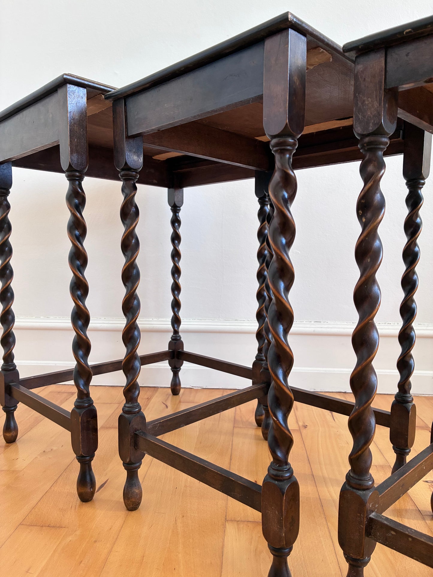 Vintage Set of 3 Barley Twist Walnut Nesting Side Tables, English 1940s