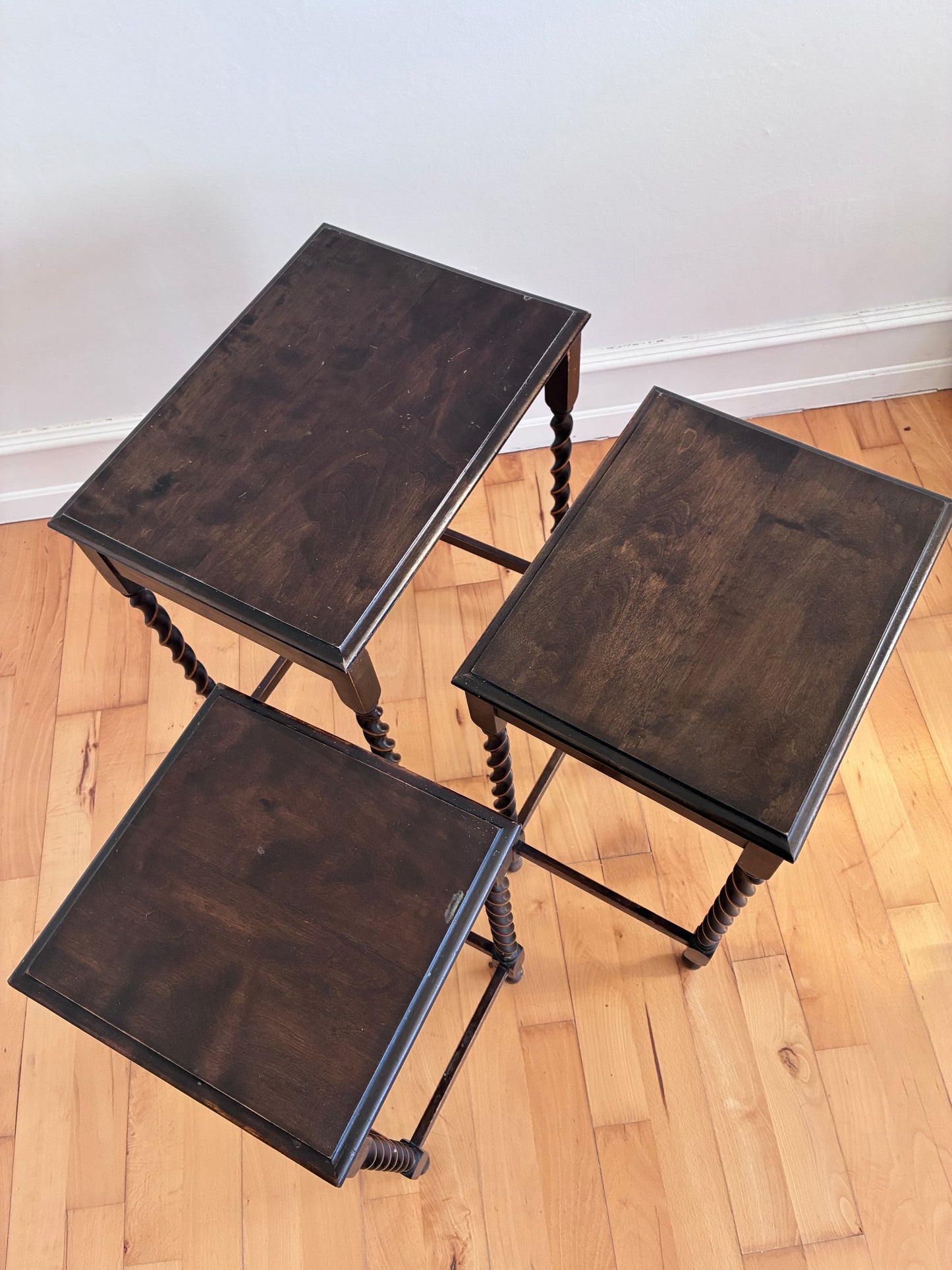 Vintage Set of 3 Barley Twist Walnut Nesting Side Tables, English 1940s