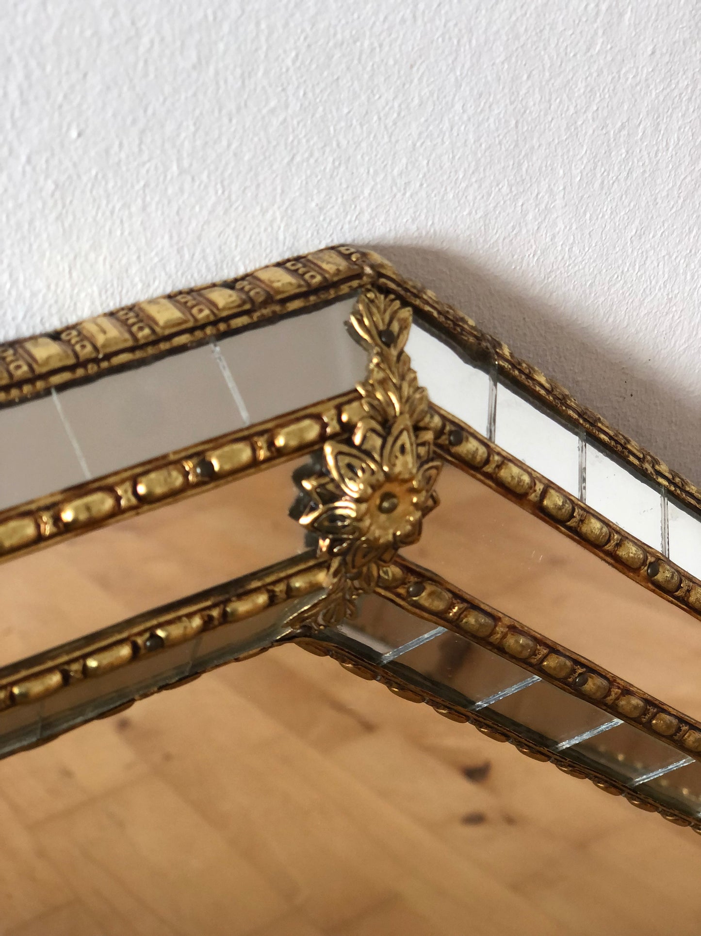 A Pair of Vintage Venetian Octagon Mirror Hollywood Regency in Gold Spain 1990s