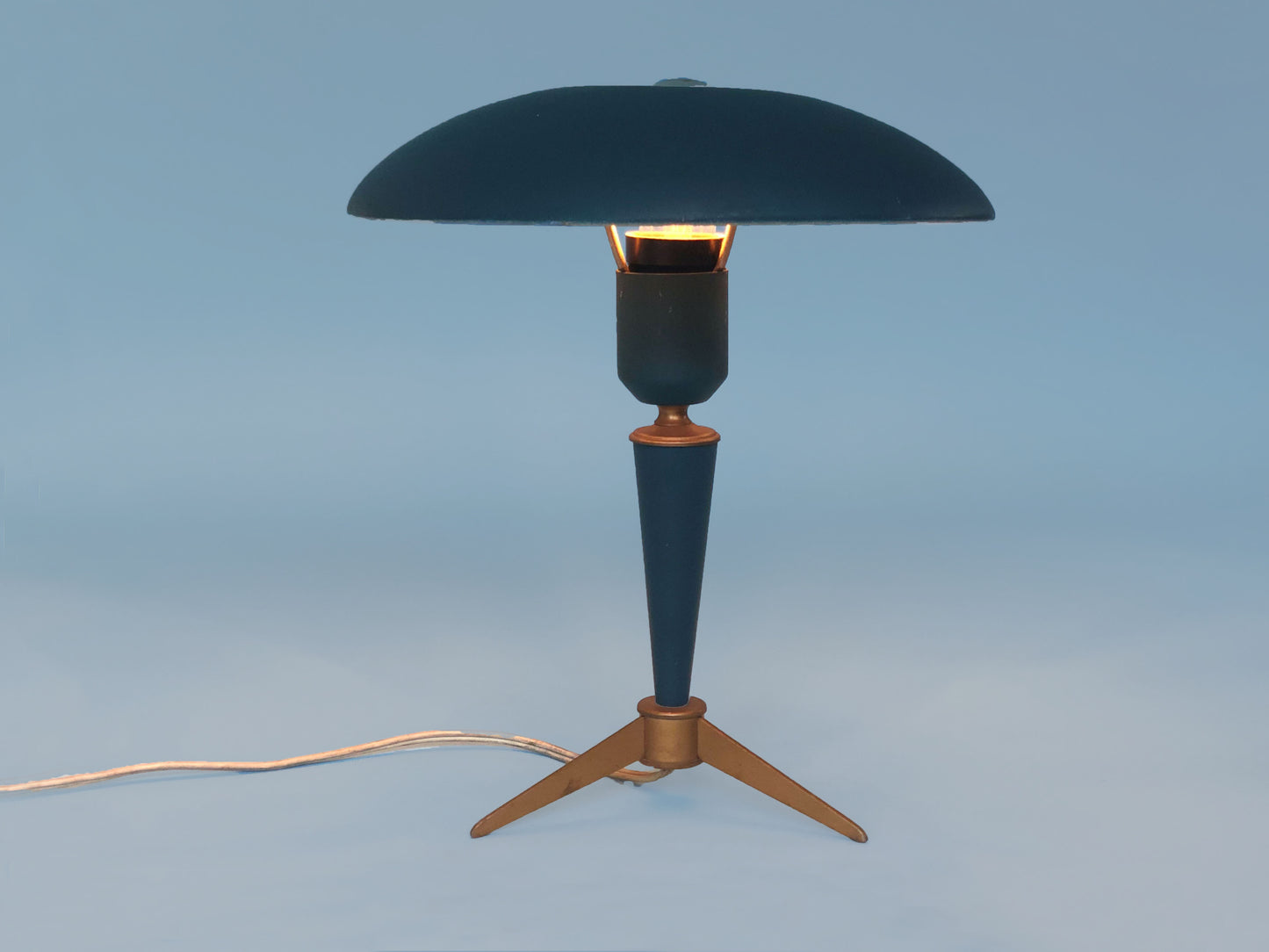 Vintage Design Table Lamp ‘Bijou” by Louis Kalff for Philips