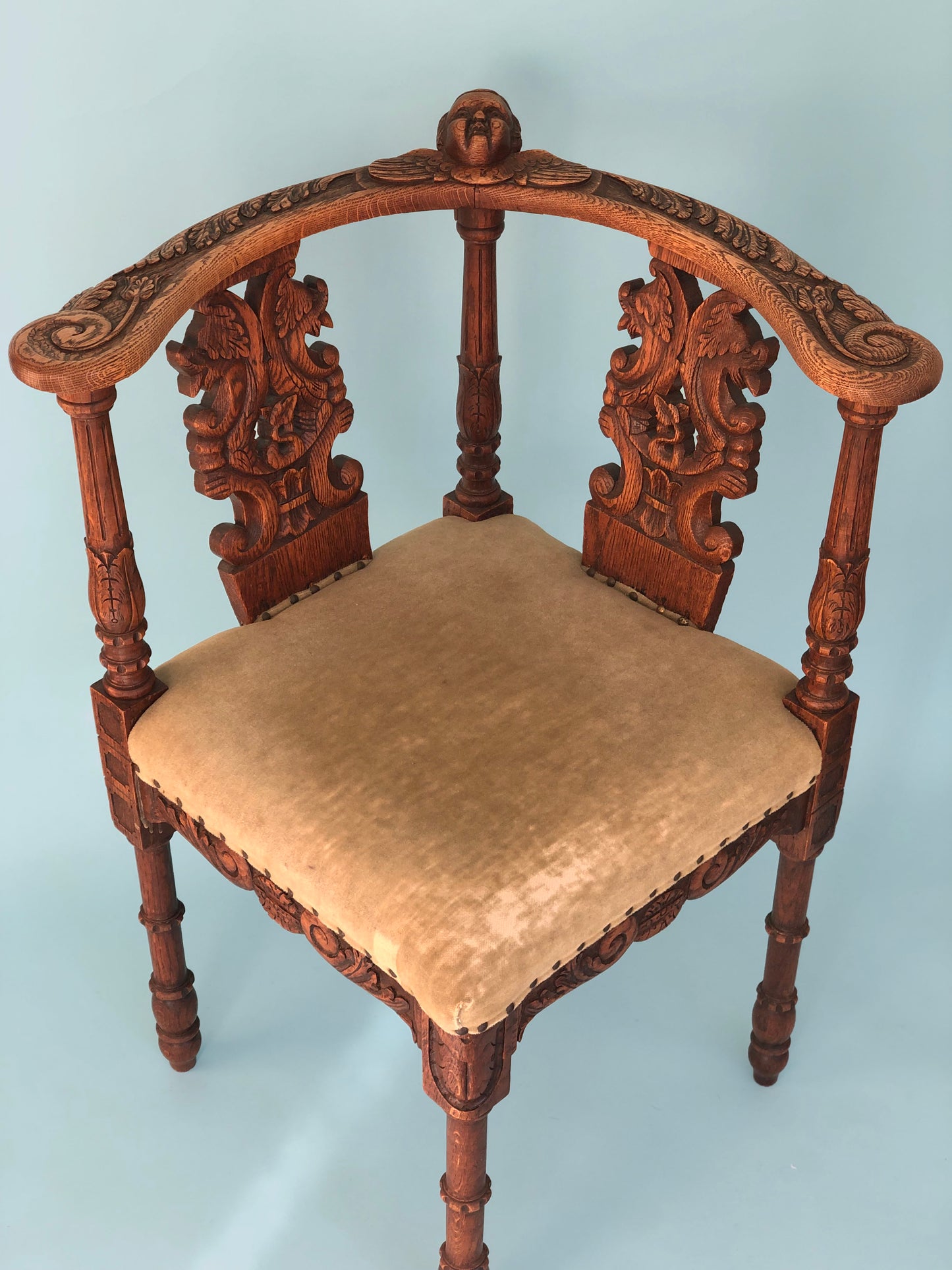 Victorian Carved Oak Corner Chair Cherub Head 1920s