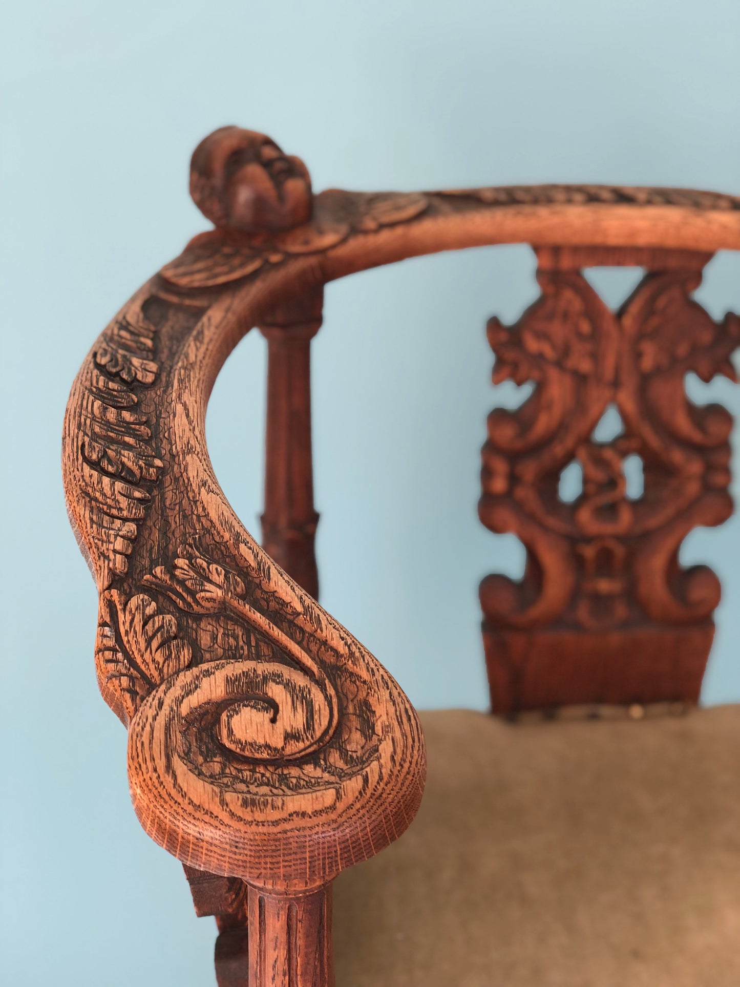 Victorian Carved Oak Corner Chair Cherub Head 1920s